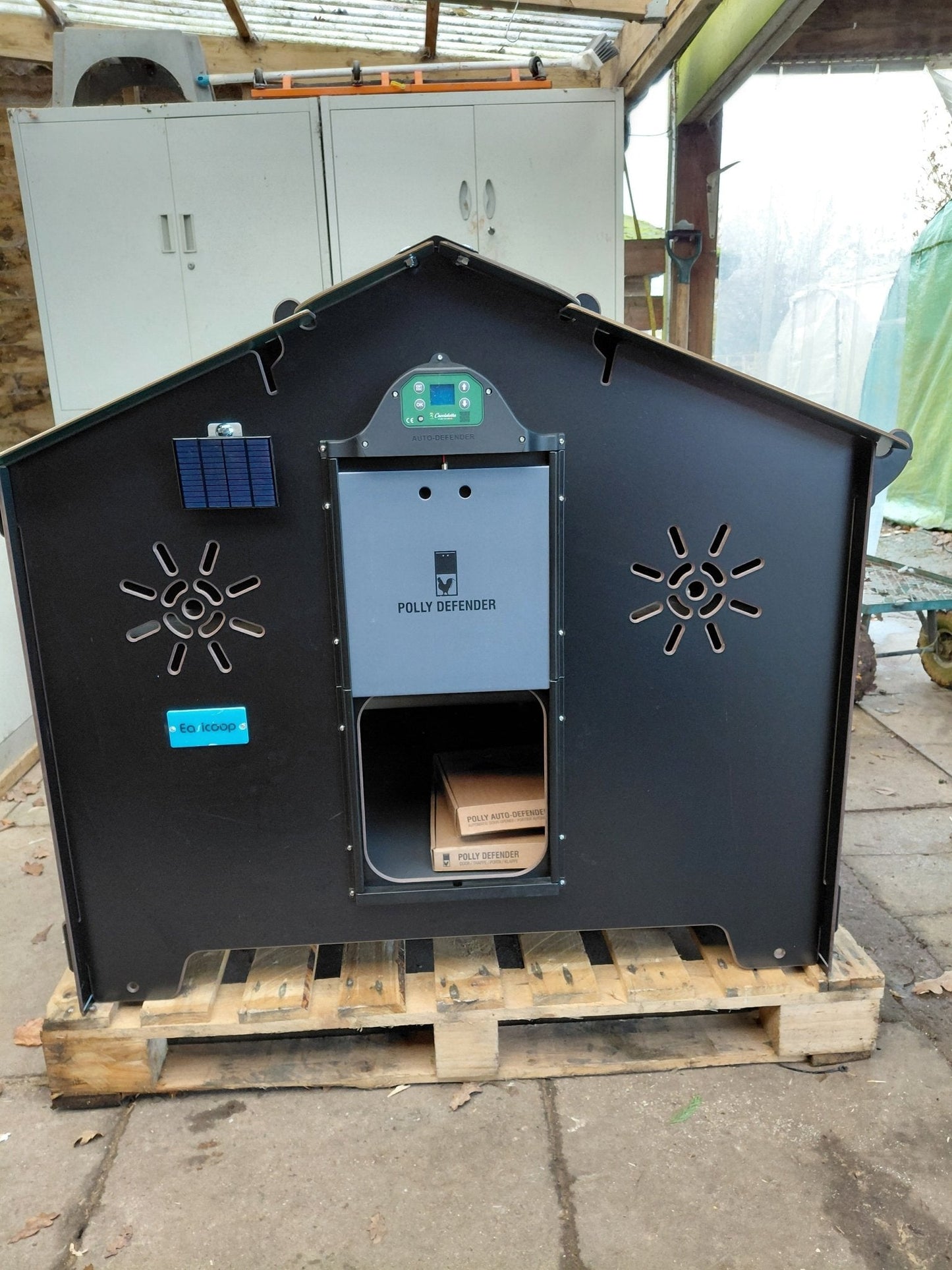 Easicoop Chalet 2XL - HPL Chicken Coop up to 10-15 large Birds (black)