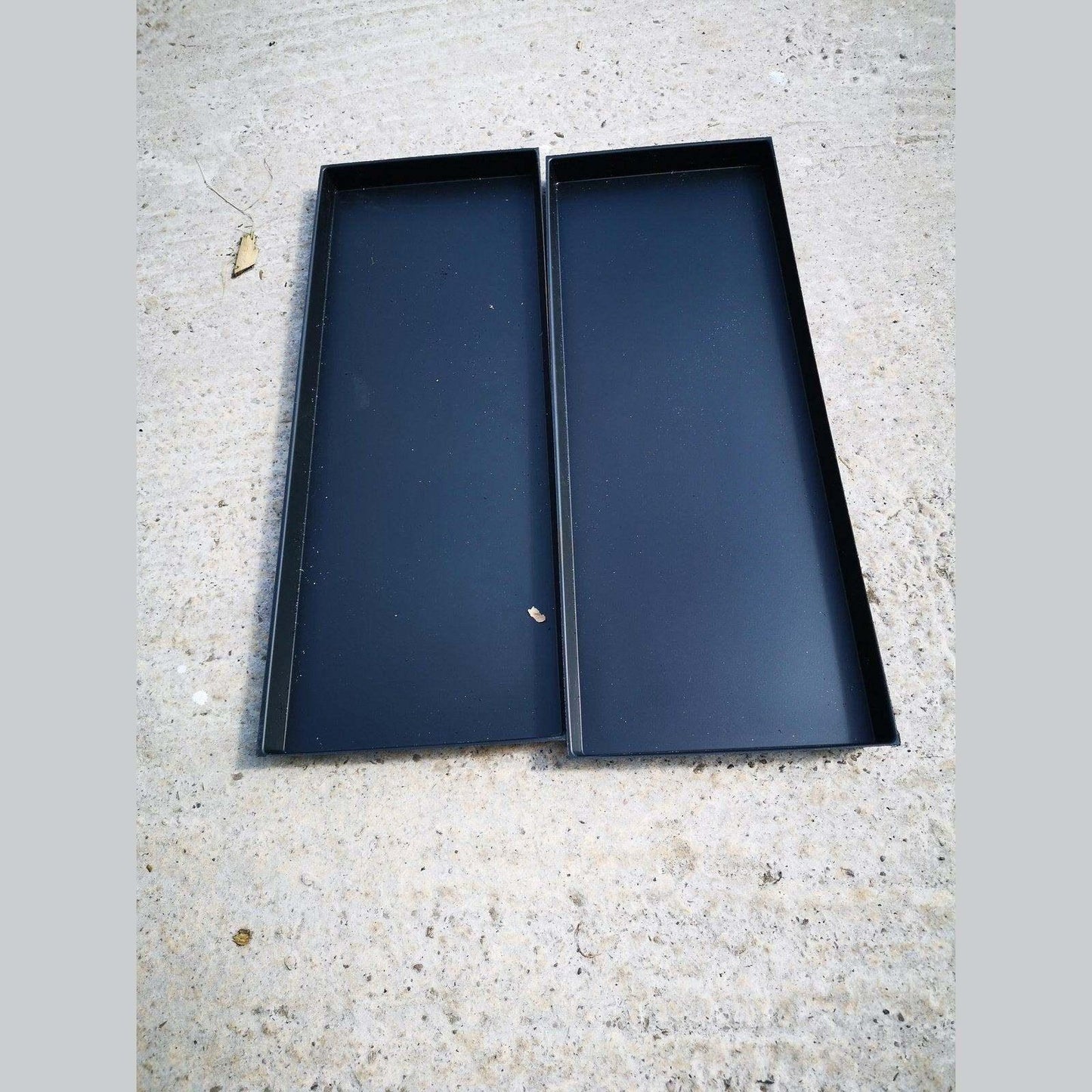 Pull out trays for Medium Nestera chicken coops