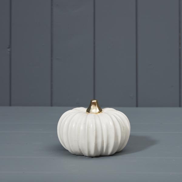White Ceramic Pumkpin L11.5xW11.5xH7.6cm Weight-278g