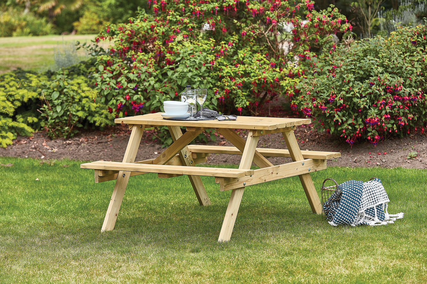 Appleton 4 Seater Picnic Bench