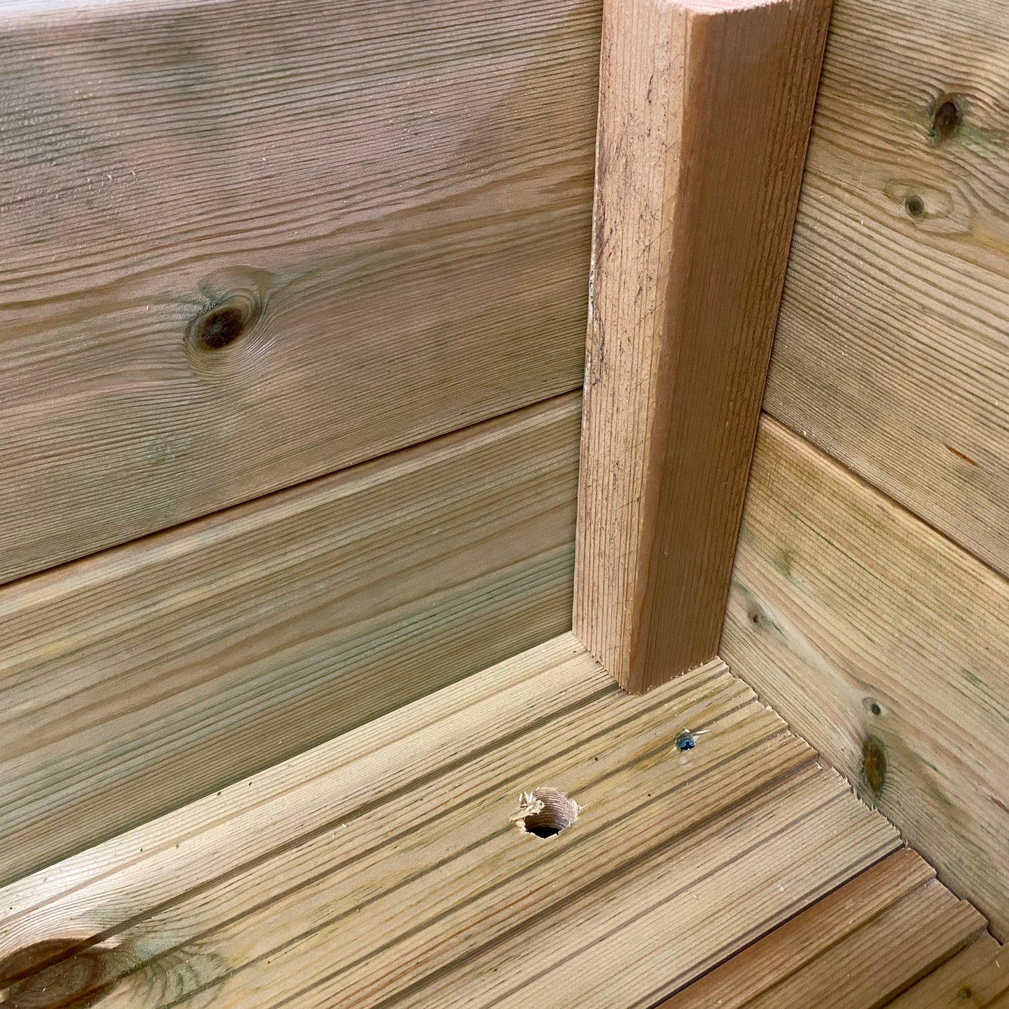 Large Wooden Decking Planter – 88 × 35 × 33 cm