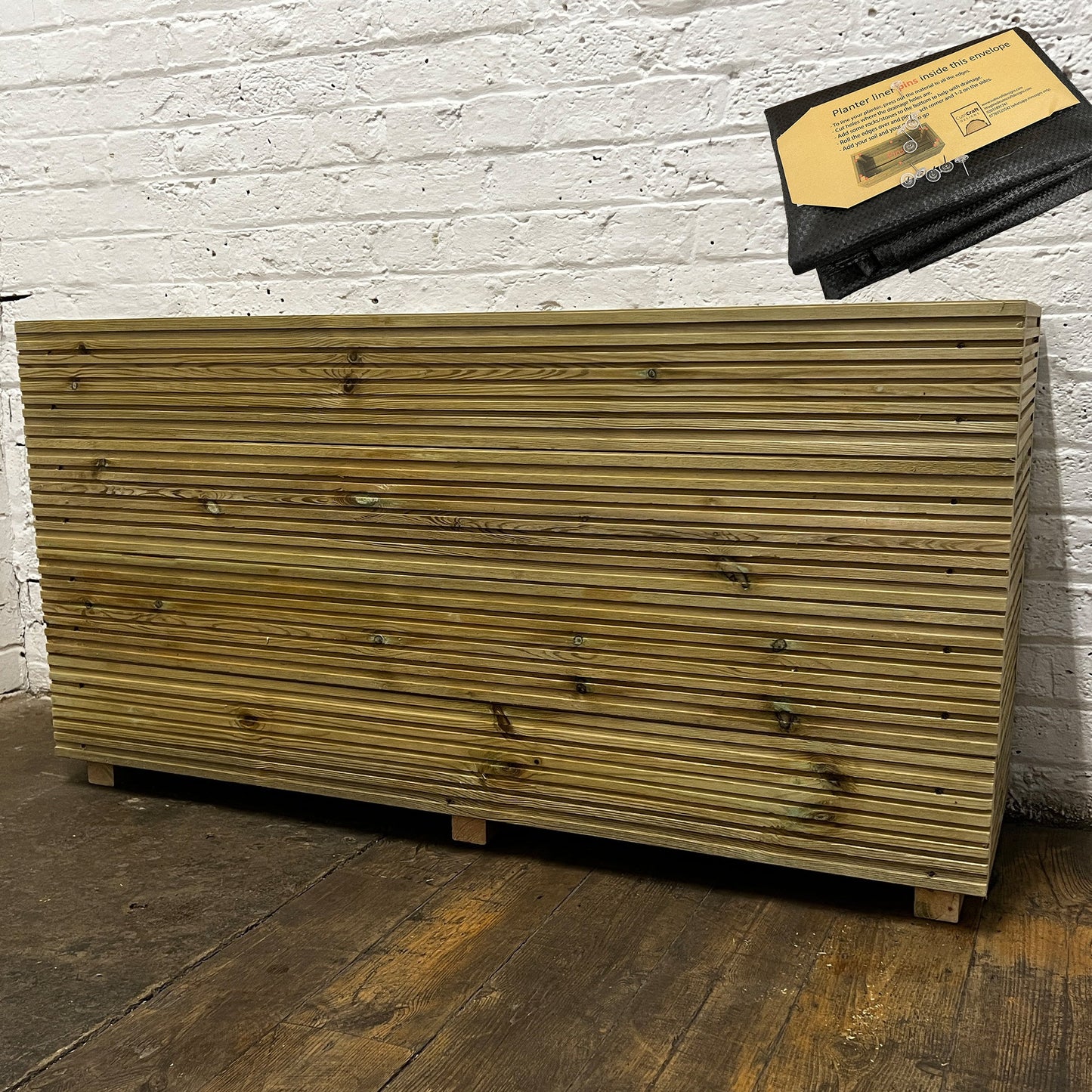 Tall 4 ft Long Wooden Decking Planter – 120 × 35 × 63 cm