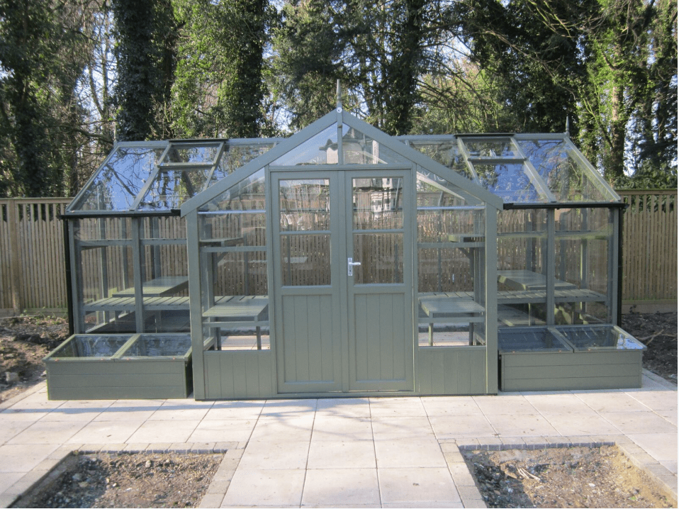 Swan Greenhouse 8'9 x 21'1