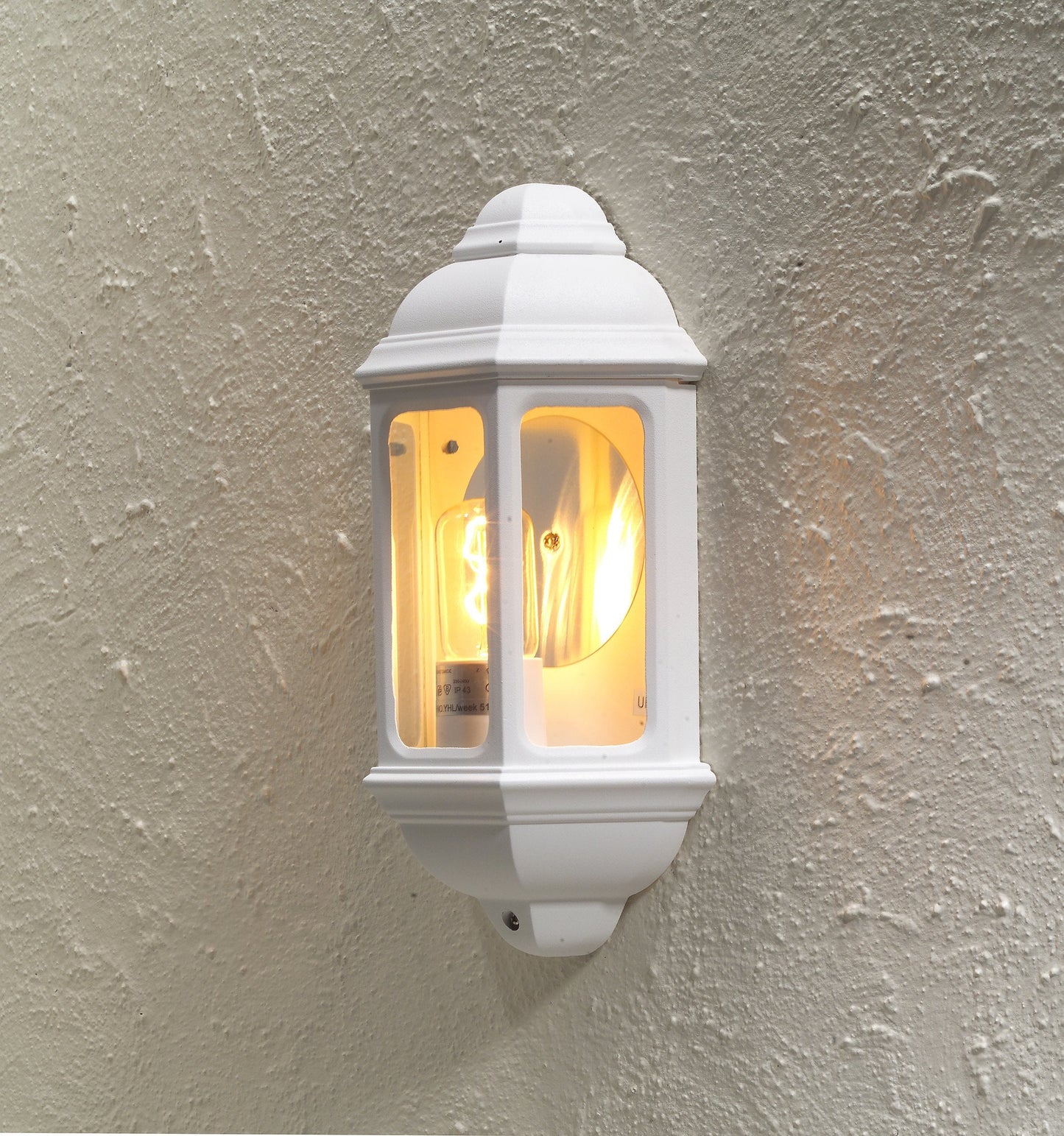 Konstsmide 7011-250 Outdoor Lighting/Cagliari Flush Outdoor Wall Light/1 x 100 W E27 Max Wall Lamp/Clear Glass/Aluminium/IP43/Outside Light Matt White