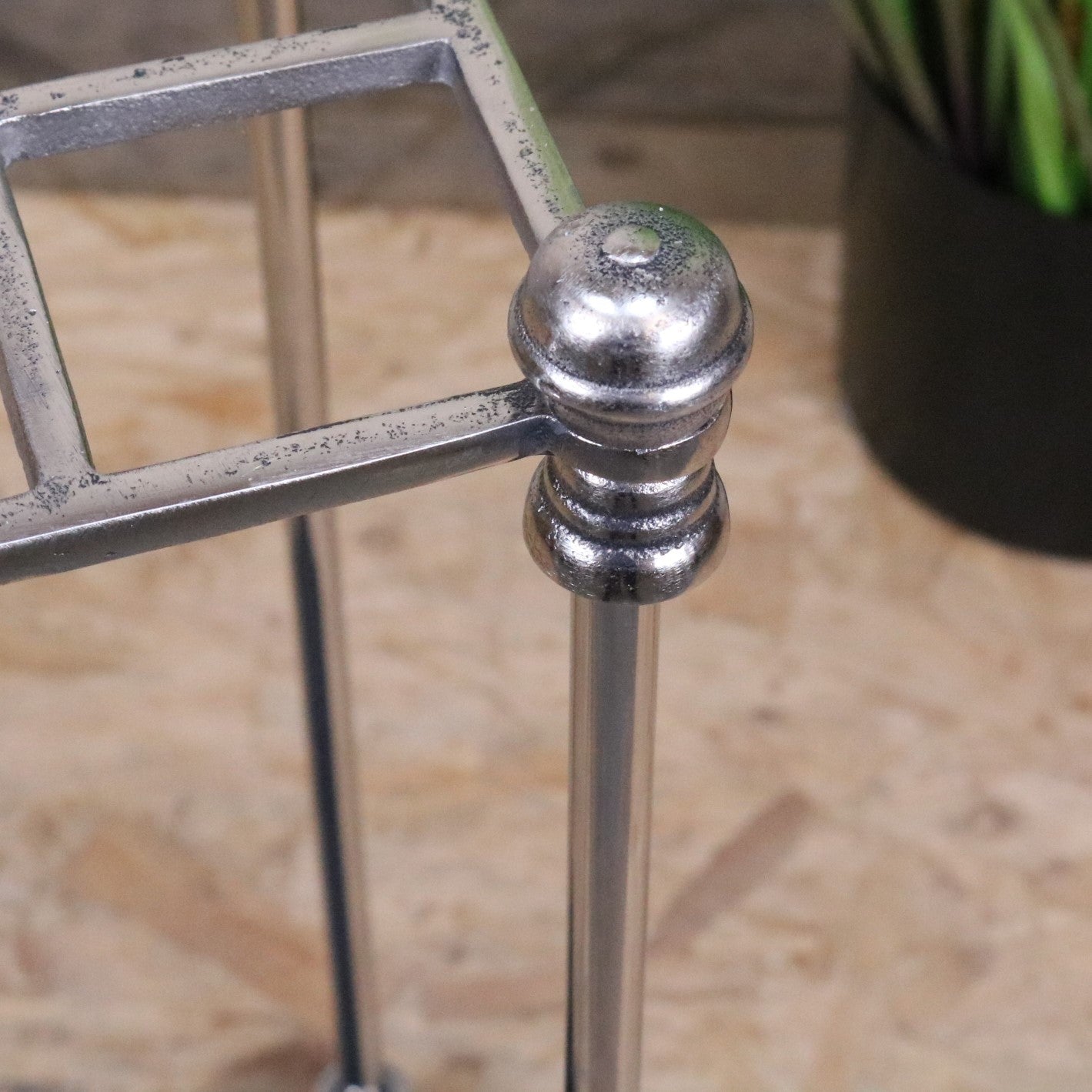 Bitlan Walking Stick Stand