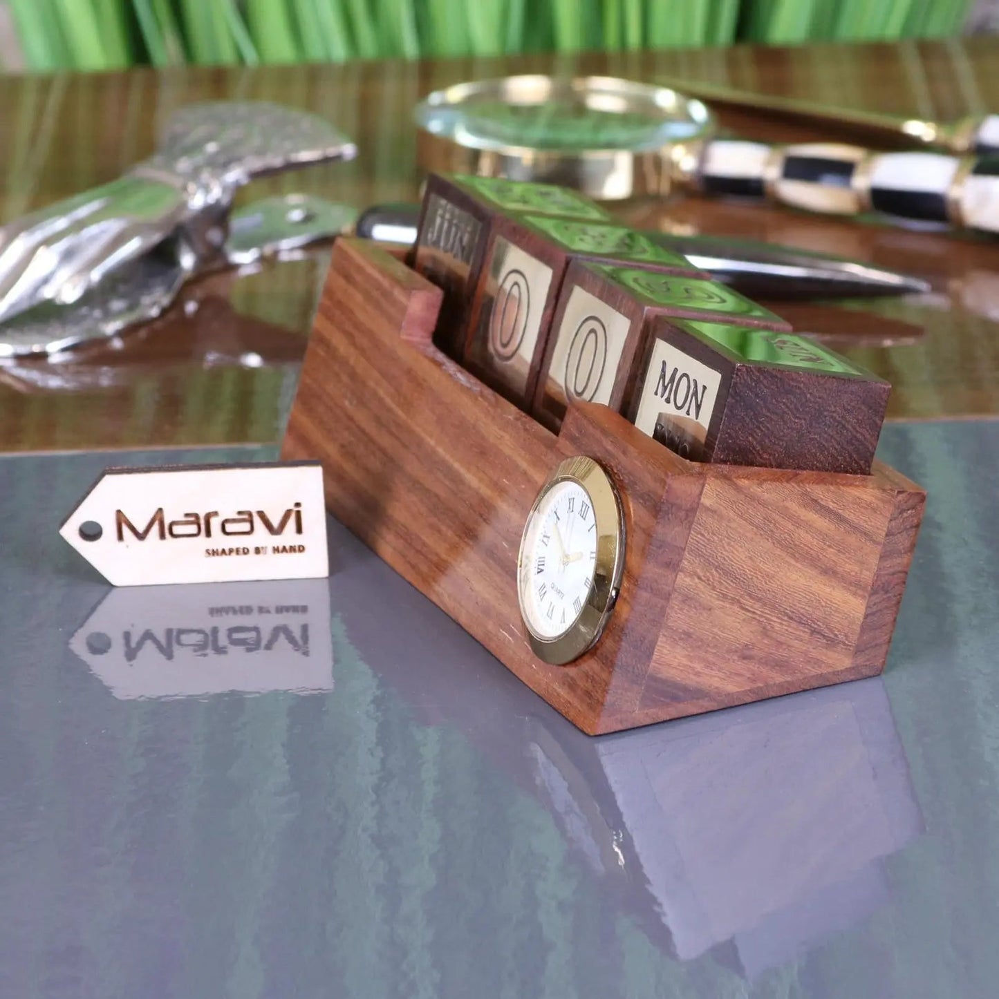 Masan Wooden Desk Calendar and Clock