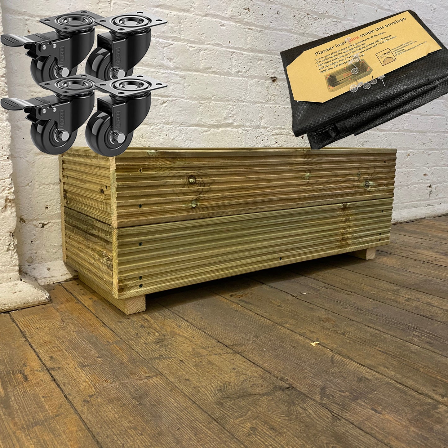 Large Wooden Decking Planter – 88 × 35 × 33 cm