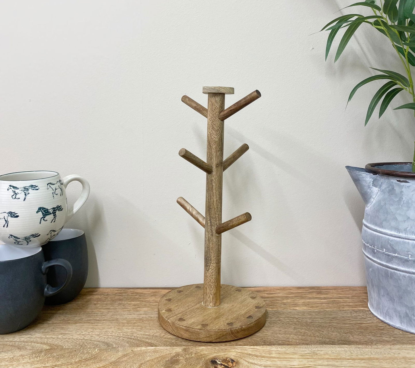 Mango Wood Heart Mug Tree