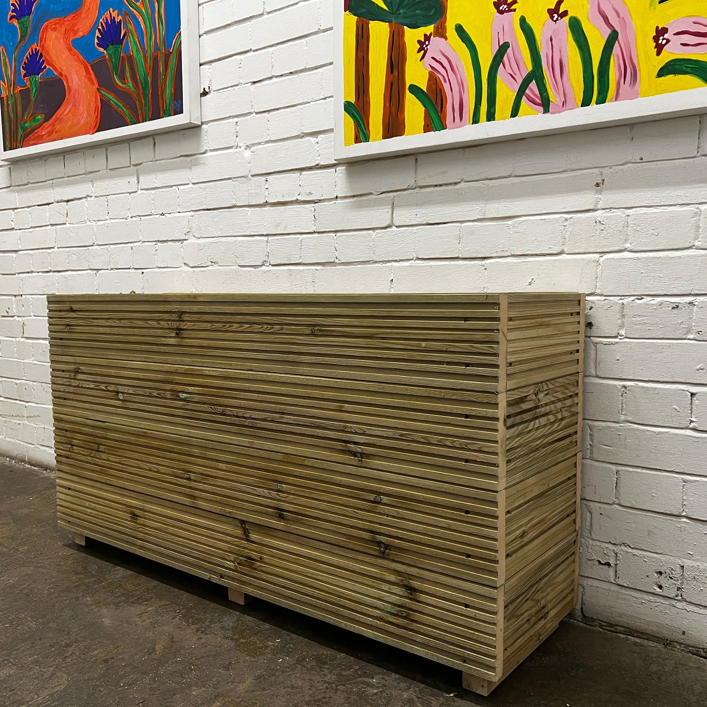 Tall 4 ft Long Wooden Decking Planter – 120 × 35 × 63 cm