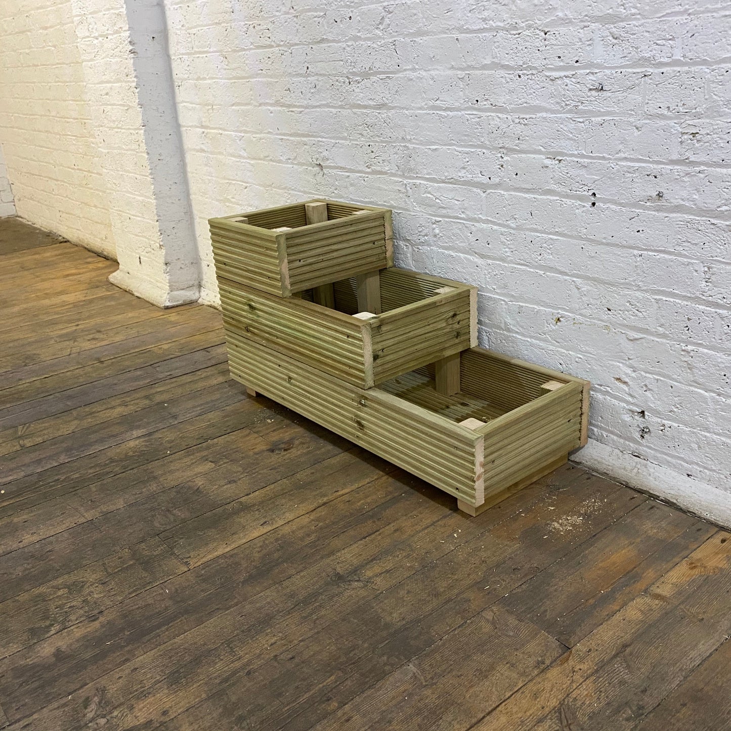Three-Tier Wooden Decking Planter – 88 × 35 × 48 cm