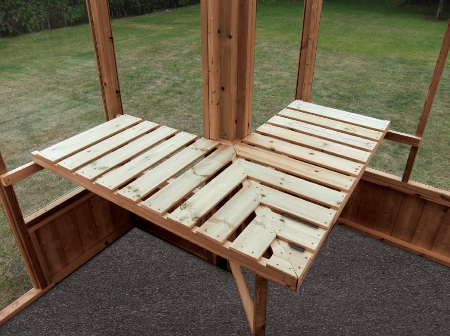 Swan Greenhouse 8'9 x 30'3