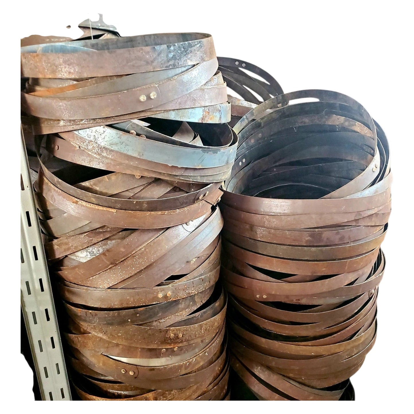 2x Genuine Whisky Barrel Metal Hoops – Heavy Steel Bands for DIY Garden & Rustic Decor