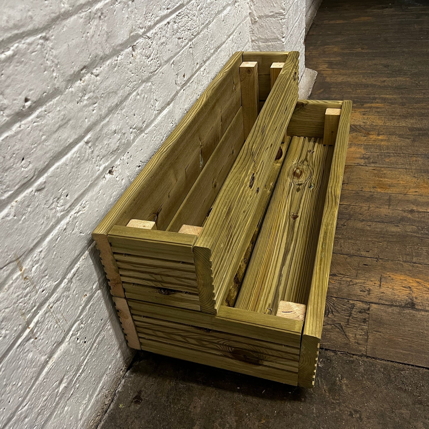 Large 2-Tier Wooden Decking Planter – 88 × 35 × 33 cm