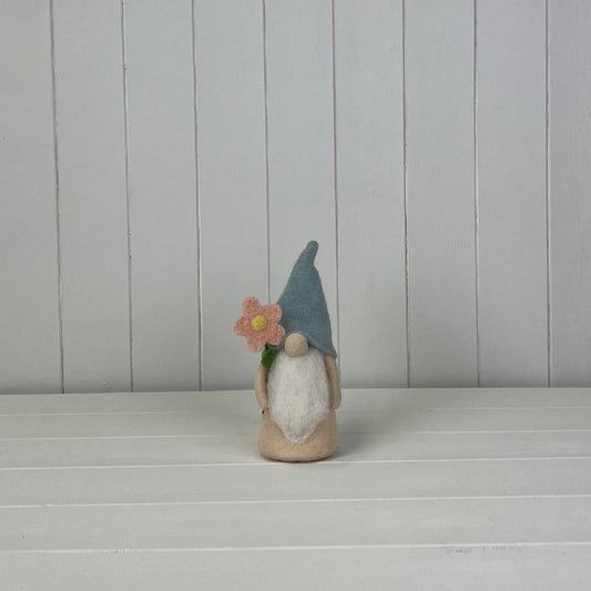 Gonk Holding a Flower with Blue Hat 12x9x20cm  Weight-41g