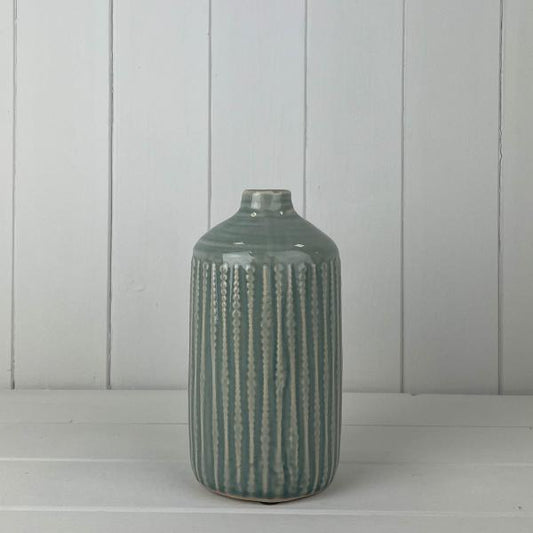 Ceramic Indented Flower Vase (19cm) D10cm