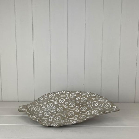 Large Concrete Leaf Dish 41 X 21 X 3