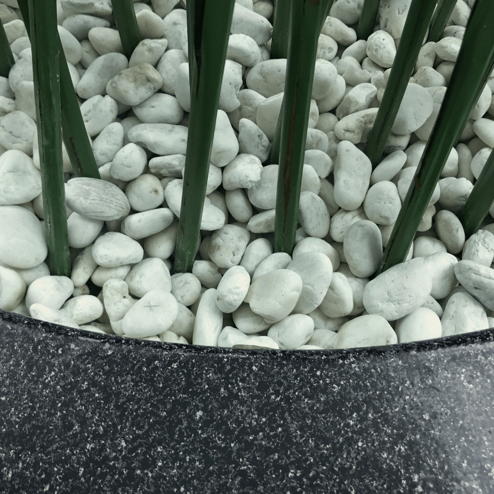 White pebbles 20 to 40mm Bulk Bag