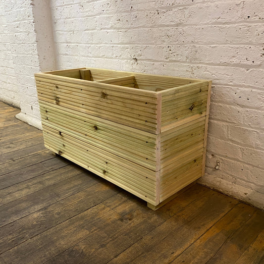 Large Solid Wooden Patio Planter With Central Divide – 88x35x47cm